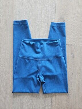Lululemon Wunder Train Leggings Capri 25" Size 4
